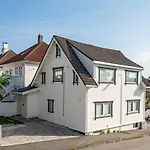 Daire Unique And Spacious Close To Centre